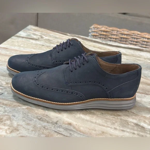 Men’s COLE HAAN Original Grand wingtip blue oxfords- Size 9 - Picture 3 of 11